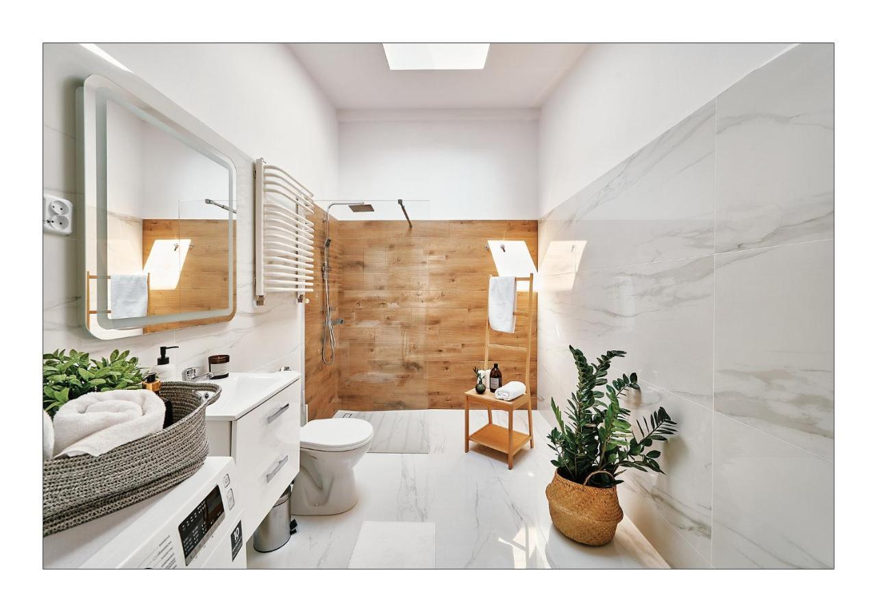 Sunny Apartment At The Heart Of Old Town 크라쿠프 외부 사진